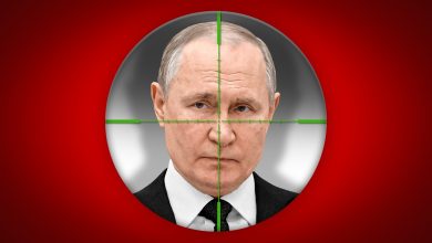 Caméras de vidéosurveillance et Kremlin à Moscou